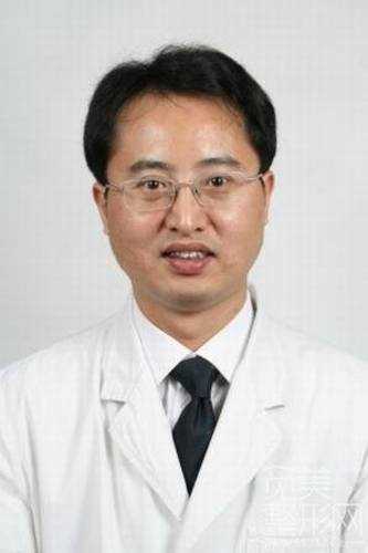 北京八大处整形医院隆鼻怎么样?价格?赵延勇