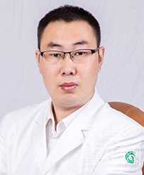 【点击右方咨询窗口预约上海华美整形医生】 上海华美整形医院许再荣做双眼皮多少钱?好吗