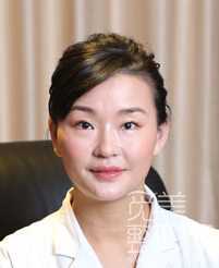 【点击右方咨询窗口预约上海华美整形医生】 上海华美整形医院许再荣做双眼皮多少钱?好吗