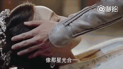 当红男星的荧屏初吻:鹿晗吴亦凡吻得唯美 他被