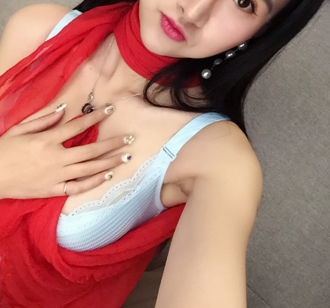 【做完隆胸一个月*果图】广州家庭医生自体脂肪隆胸价格多少钱(案例图)