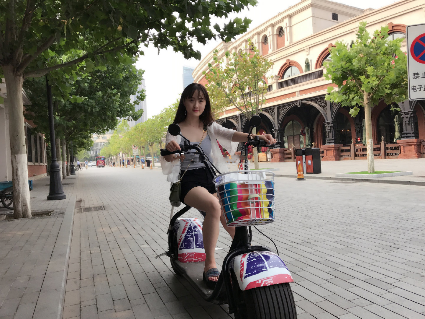 我本身其实不是很胖的那种,可能因为久坐的原因腿型特别不好看