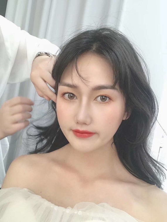 【案例分享】告别土气秒变异域风女神 拉低颜值的“丑鼻子”,肉鼻头就是其中之一。它有三大特征,看看你有吗?