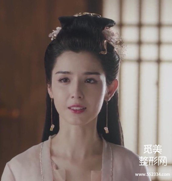 《天舞纪》美到全网夸的哈尼克孜 脸怎么了?